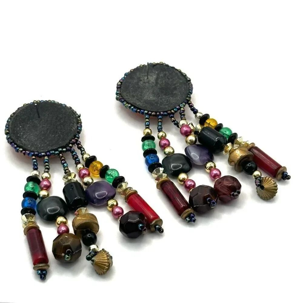 Beaded statement earrings - Picture 3 of 9